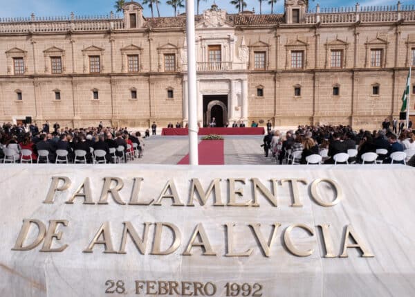 Técnicos Superiores Correctores textos Parlamento Andalucía
